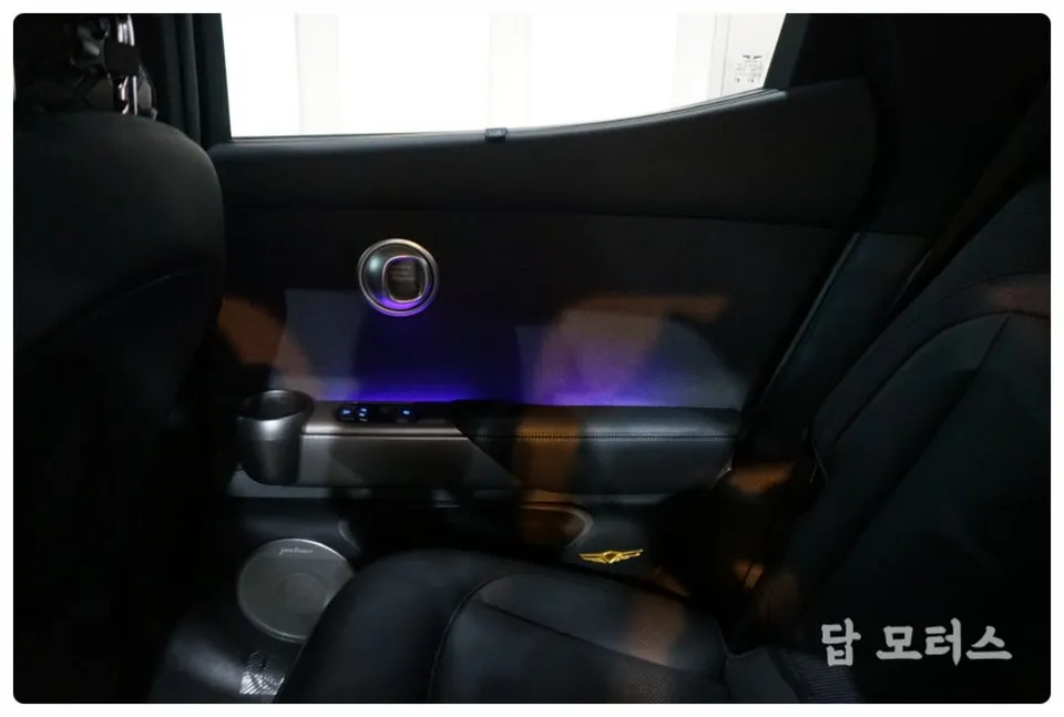 Genesis GV60 ambient lighting - Genesis GV60 Ambient Lighting Review: Cost & Results photo 4