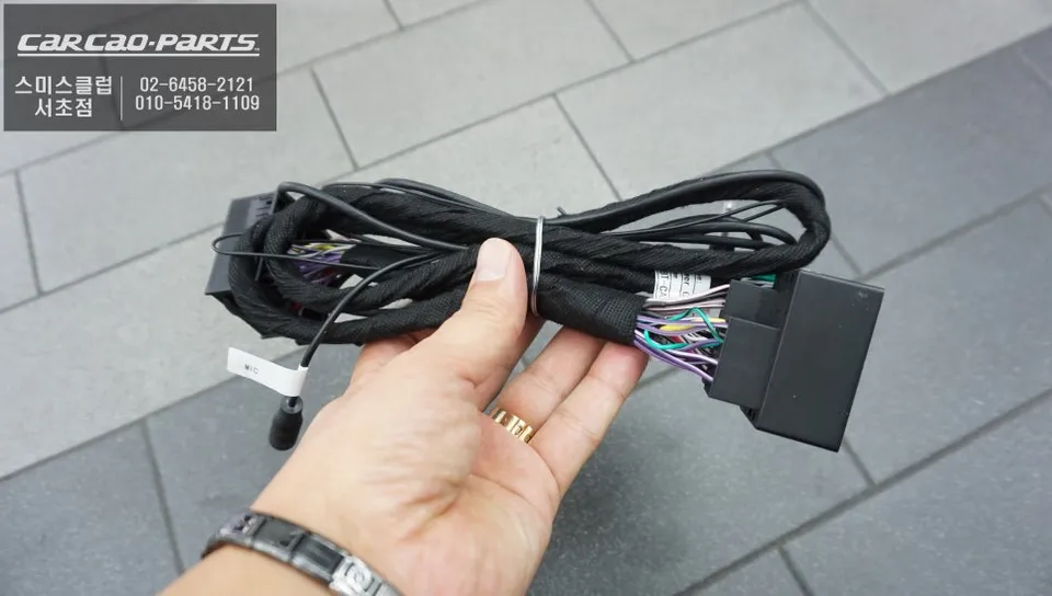 BMW M4 F82 android head unit - BMW M4 Android Head Unit CarPlay & Camera Install Review photo 3