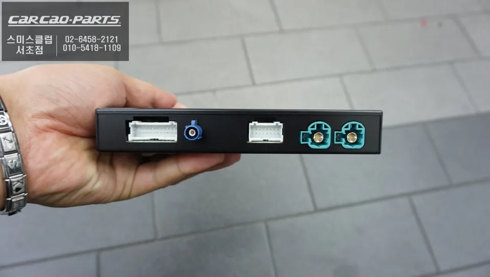 BMW M4 F82 android head unit - BMW M4 Android Head Unit CarPlay & Camera Install Review photo 4