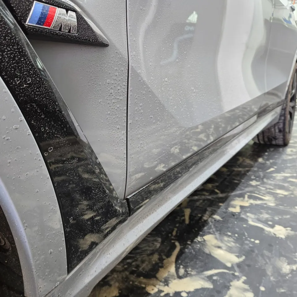 BMW X7のガラスコーティング事例|費用目安と仕上がり 施工写真 2-2