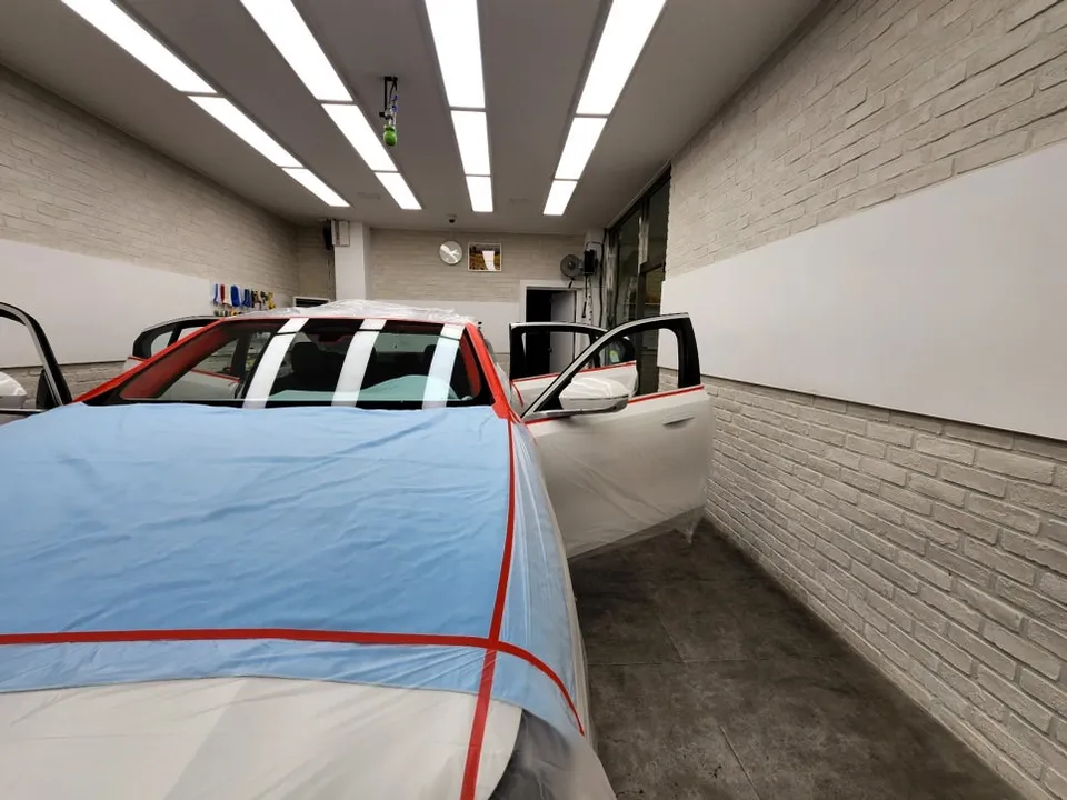 BMW 5 Series G60 カーフィルム施工事例｜費用目安・仕上がり 施工写真 1-3