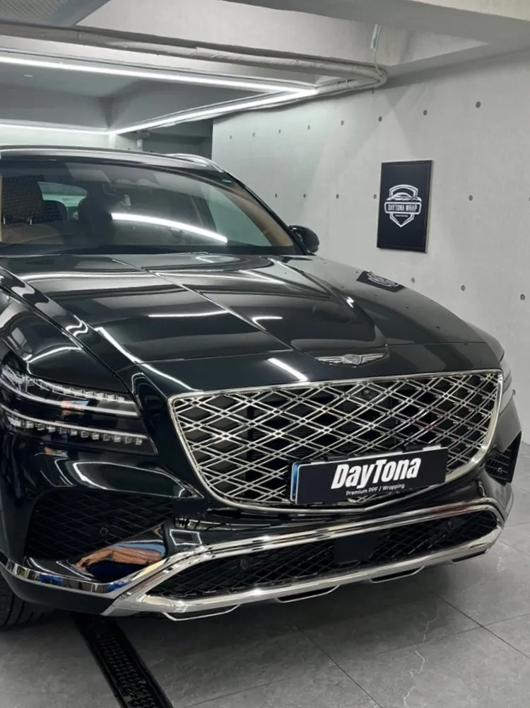 Genesis GV80 vinyl wrap - Genesis GV80 Vinyl Wrap Review: Matte Black Chrome Delete photo 3
