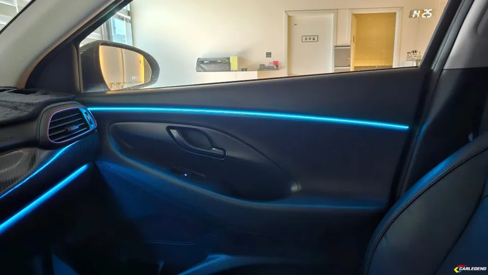 Hyundai i30 ambient lighting - Hyundai i30 Ambient Lighting Review: Cost & Results photo 5
