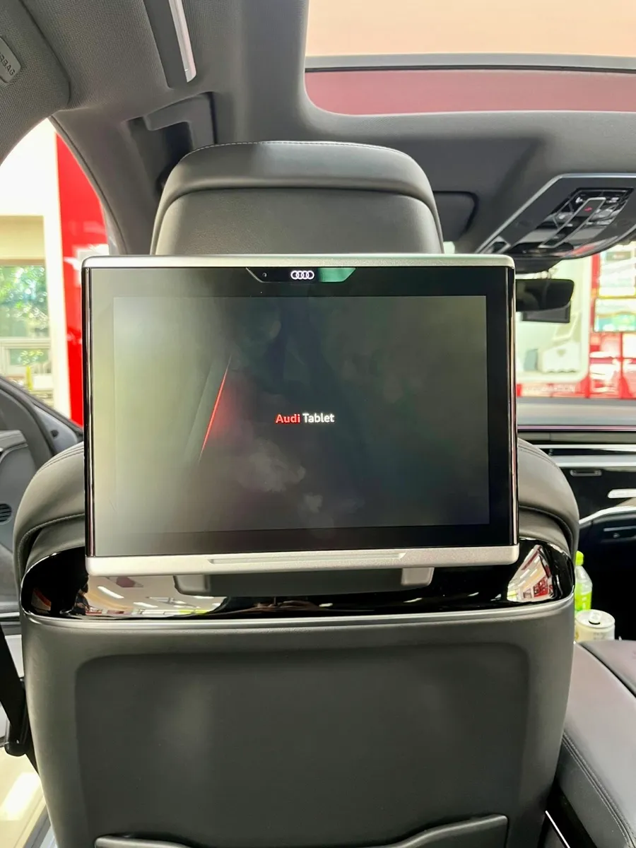 Audi A8 oem options - Audi A8 Rear Monitor Replacement Review photo 5