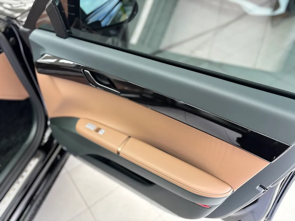 Hyundai AzeraのPPF施工事例|費用目安と仕上がり 施工写真 1-2