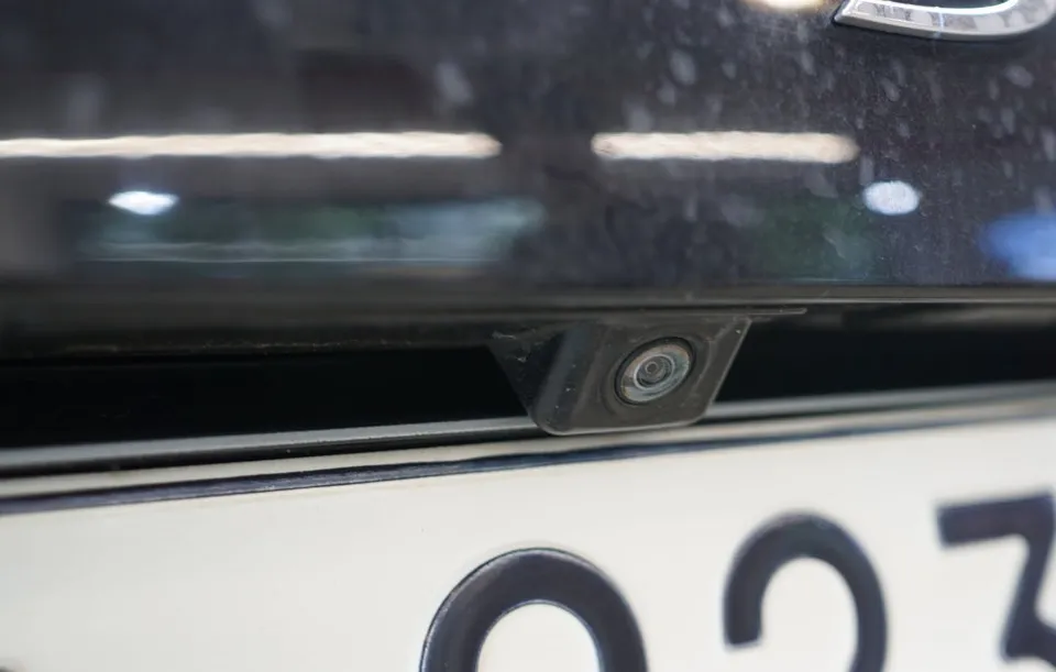 Porsche Panamera 4 oem options - Porsche Panamera 4 OEM Options Review: Smart Upgrade photo 4