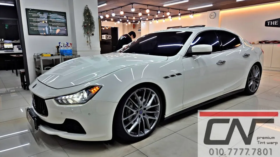 Maserati Ghibli dash cam review