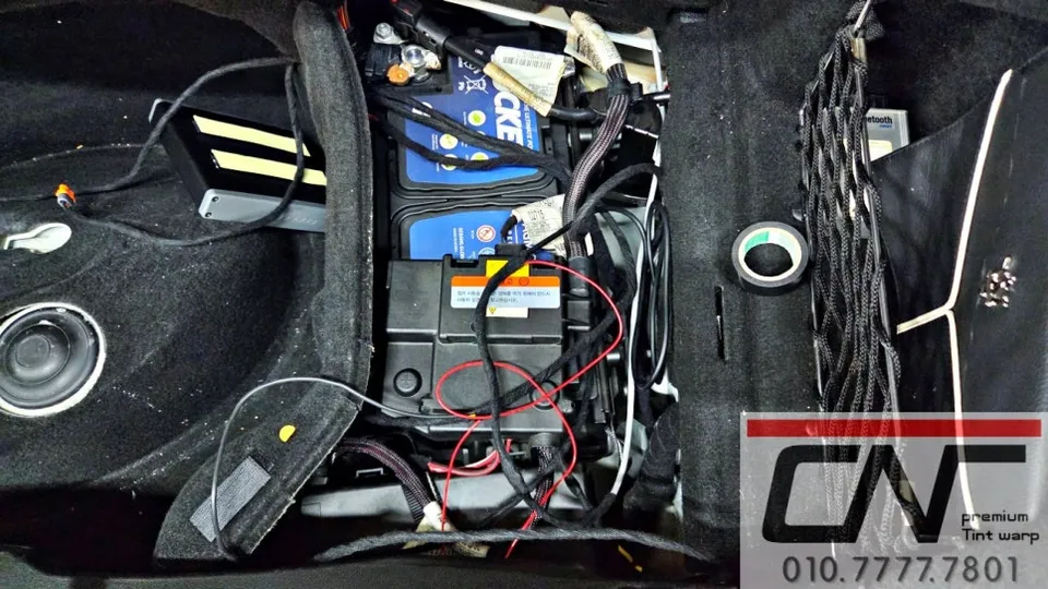 Maserati Ghibli dash cam - Maserati Ghibli Dash Cam Installation Review photo 3