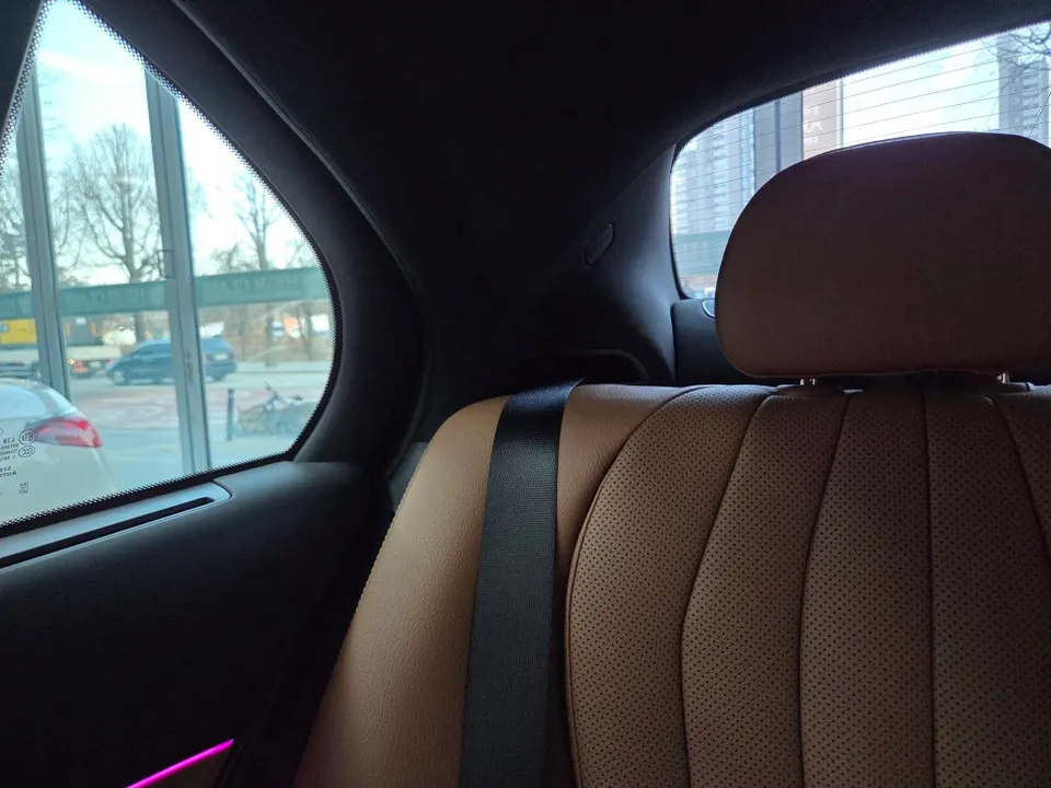 Mercedes-Benz E-Class W213 ambient lighting - Mercedes-Benz E-Class Ambient Lighting Review: Cost & Results photo 5
