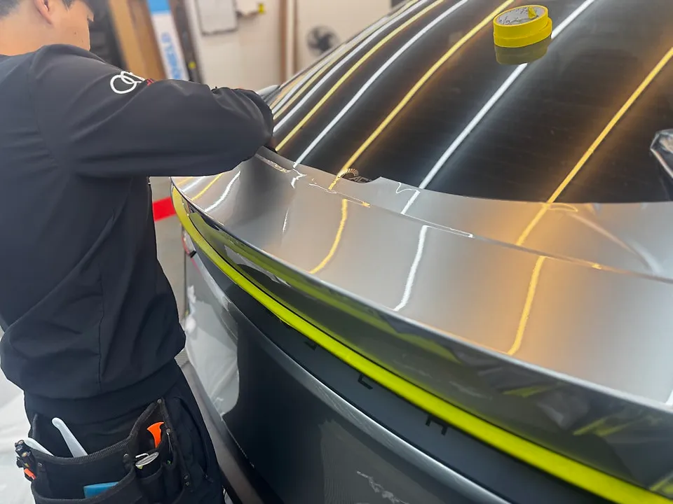 Tesla Juniper Vinyl Wrap Review: GT Silver Color Change photo 16