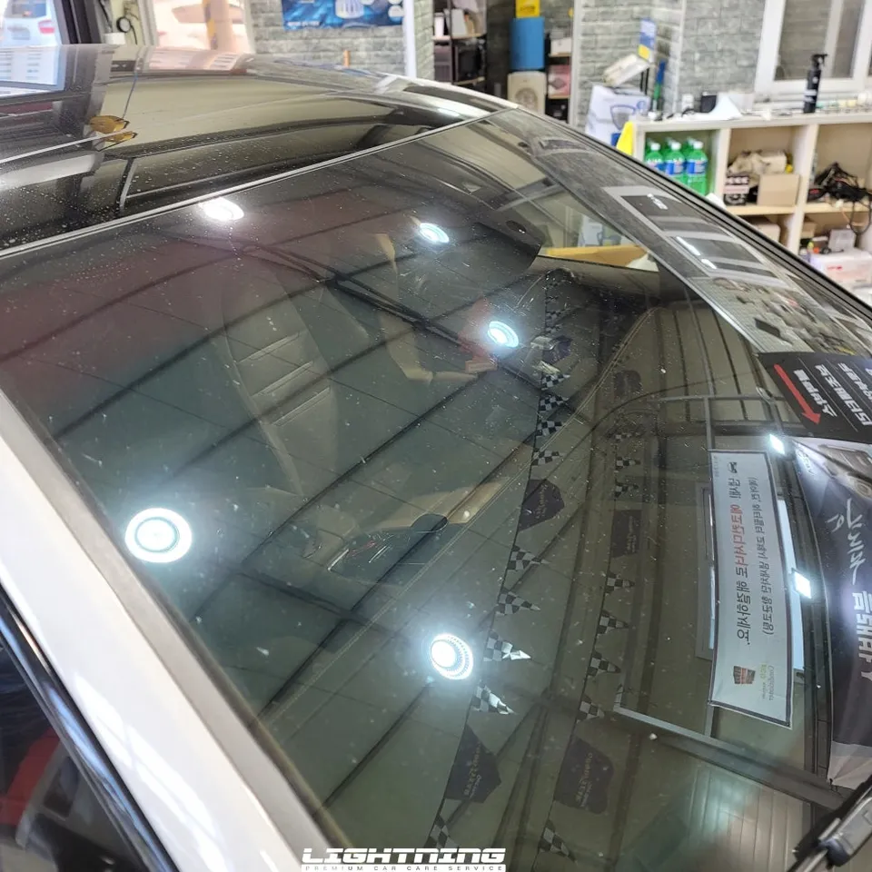 Porsche Panameraのカーラッピング事例 施工写真 4