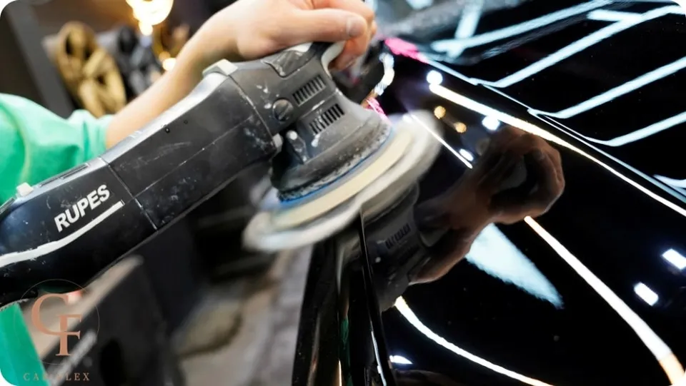 Cadillac EscaladeのPPF施工事例|黒艶維持の秘訣 施工写真 3-3