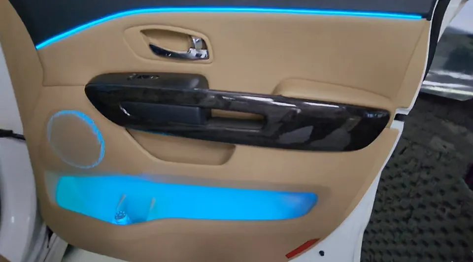 Kia Carnival YP ambient lighting - Kia Carnival YP Ambient Lighting Review: Before & After photo 4