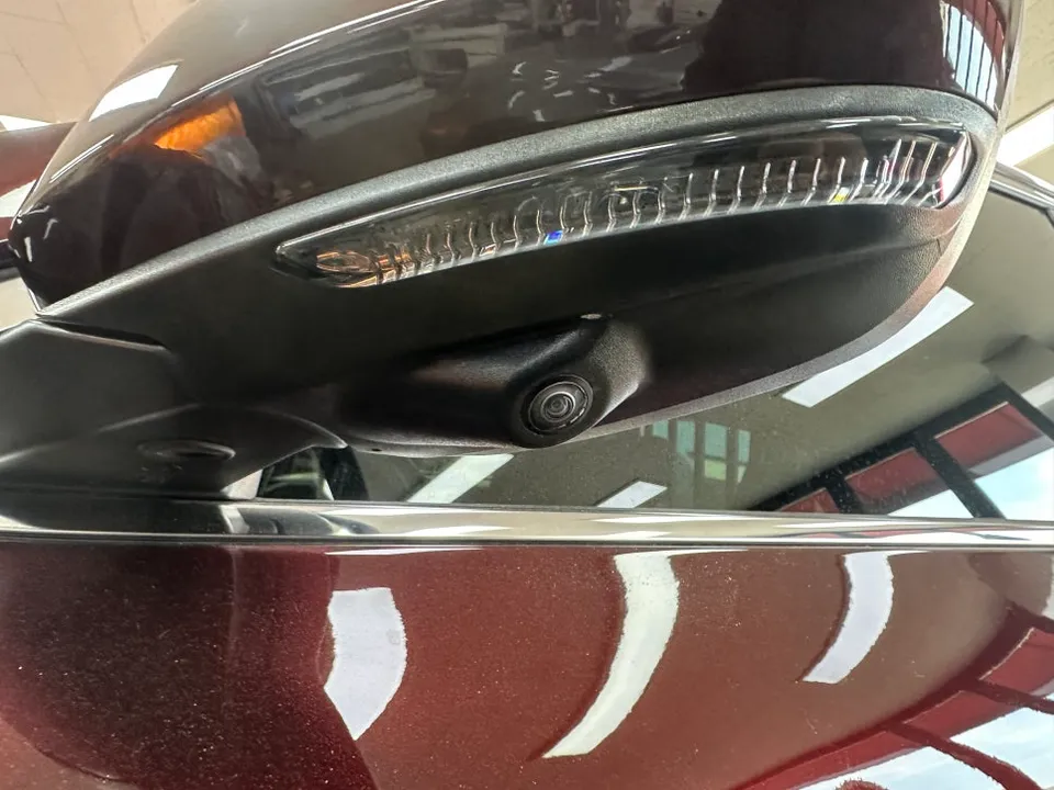 Renault QM6 surround view camera - Renault QM6 Surround View Camera Repair - Green Screen Fix photo 4