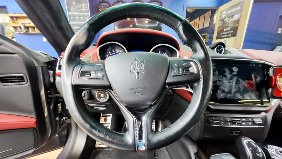 Maserati Ghibli ambient lighting - Maserati Ghibli Ambient Lighting Review: Cost & Results photo 4