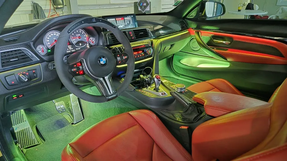 BMW M4 F82 ambient lighting - BMW M4 F82 Ambient Lighting Review: Subtle Mood Upgrade photo 4