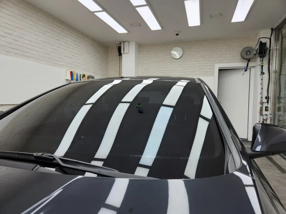 BMW M5のカーフィルム施工事例|費用目安・仕上がり 施工写真 1-3