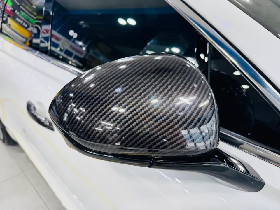 Genesis G80のカーラッピング事例|クローム除去とライトPPF 施工写真 2-2