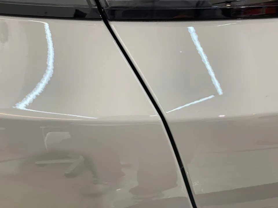 Porsche Taycan PPF施工事例|費用目安と仕上がり 施工写真 3-1