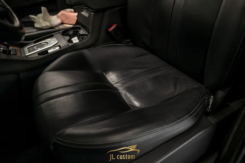 Land Rover Discovery 4 seat ventilation - Land Rover Discovery 4 Seat Ventilation & Heating Review photo 4