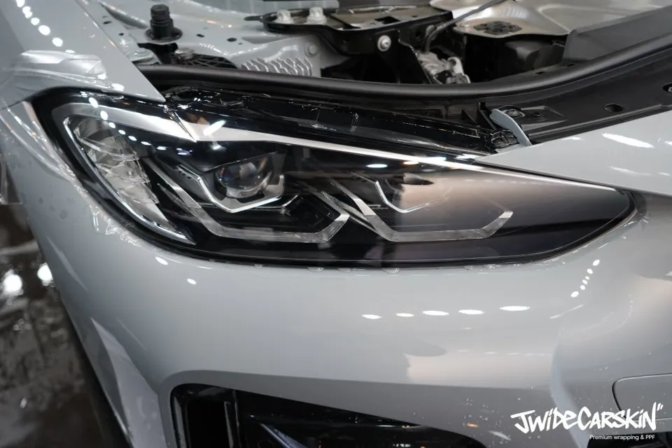 BMW 4 SeriesのPPF施工事例|費用目安と仕上がり 施工写真 1-2