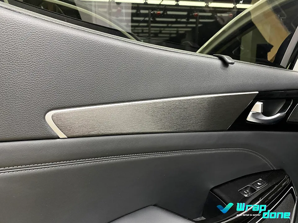 Kia K7 YGのカーラッピング事例｜費用目安と仕上がり 施工写真 2-3