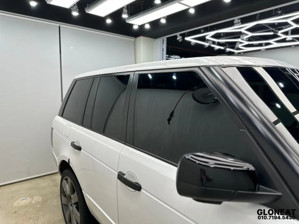 Land Rover Vogueのカーフィルム施工事例|費用目安・仕上がり 施工写真 1-3