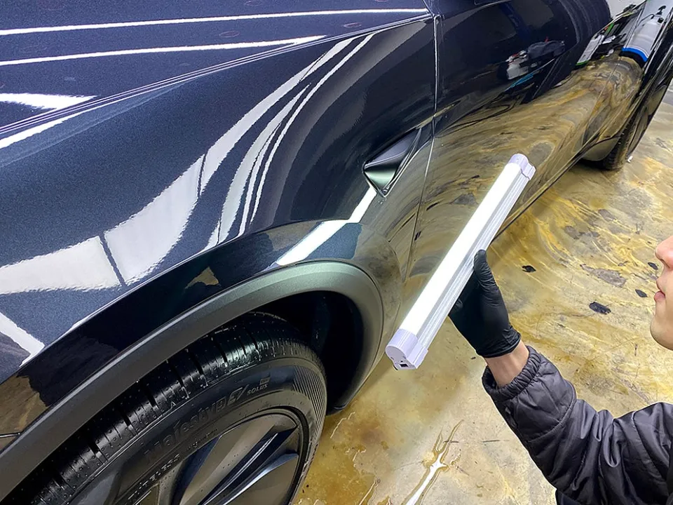 Tesla Model Yのカーフィルム施工事例｜費用目安・仕上がり 施工写真 2-1