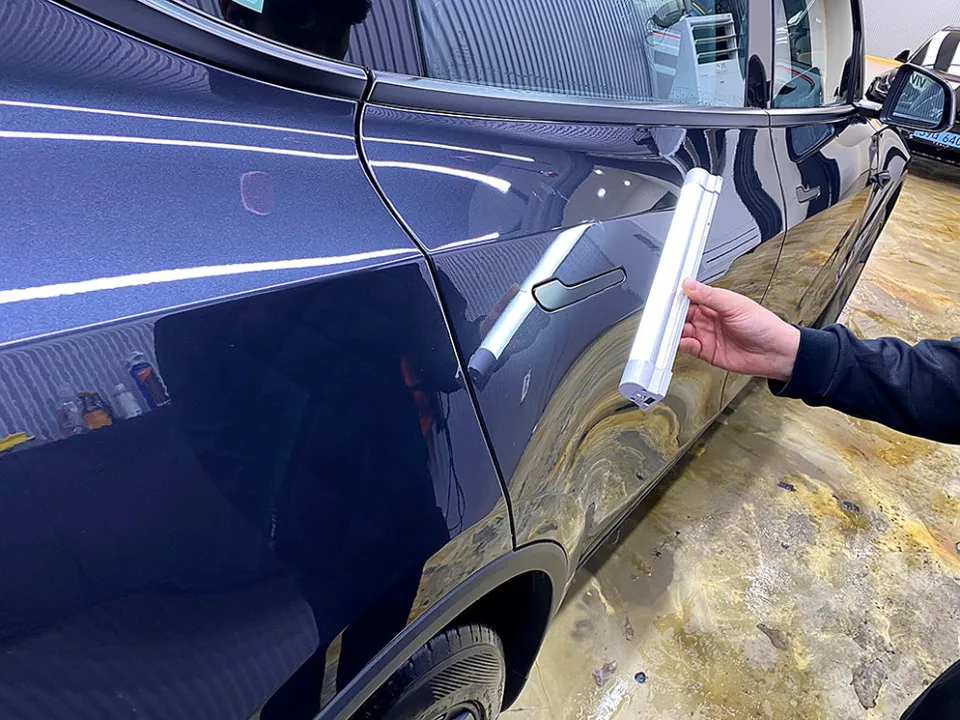 Tesla Model Yのカーフィルム施工事例｜費用目安・仕上がり 施工写真 2-2