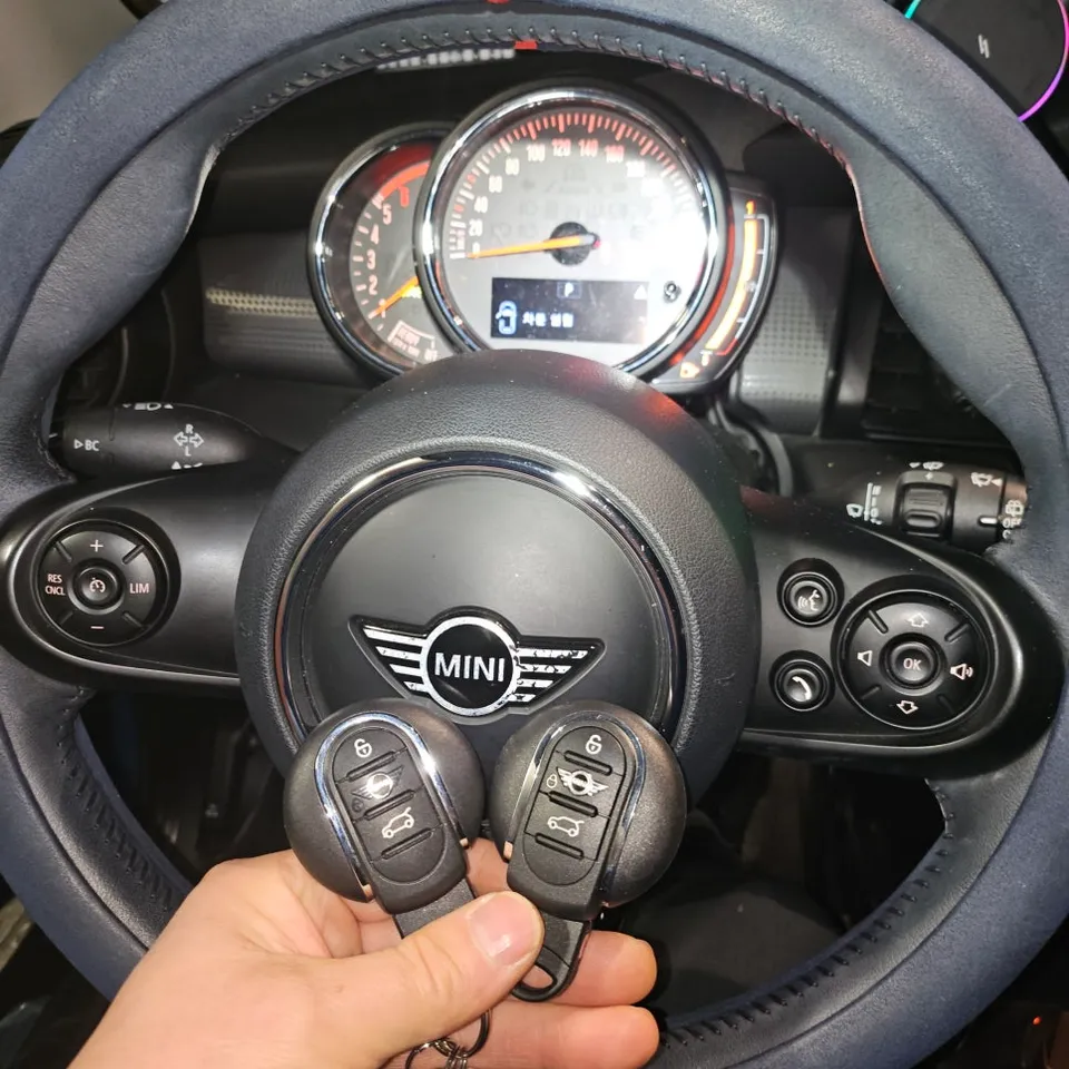 MINI MINI Cooper oem options - MINI MINI Cooper OEM Options Review: Cost & Installation photo 3