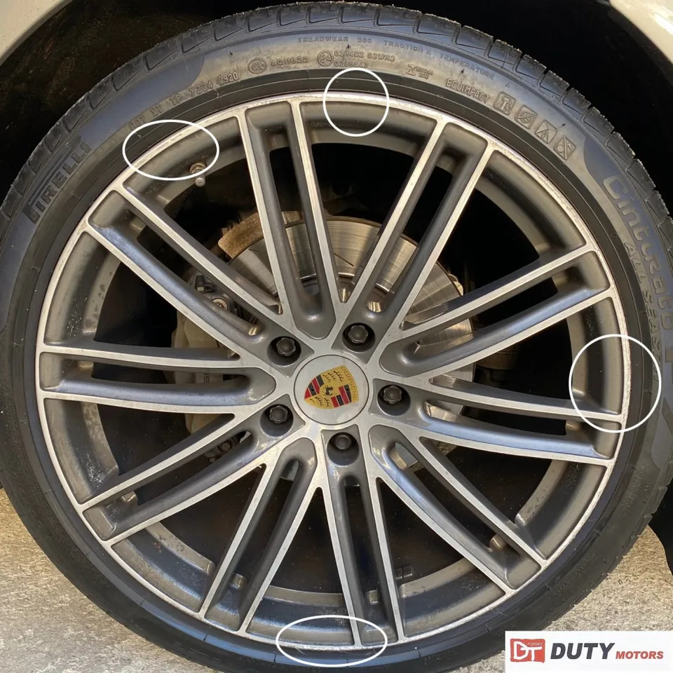 Porsche Panameraのホイールリペア・塗装事例 施工写真 2