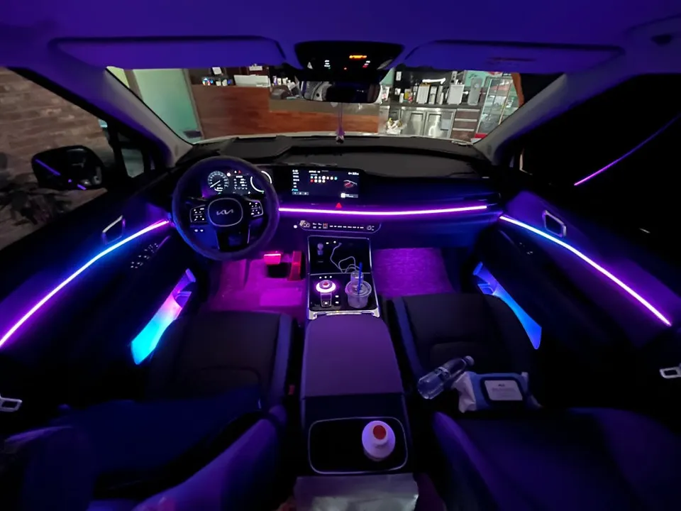 Kia Carnival KA4 ambient lighting - Kia Carnival KA4 Ambient Lighting Review — V4 Upgrade photo 4