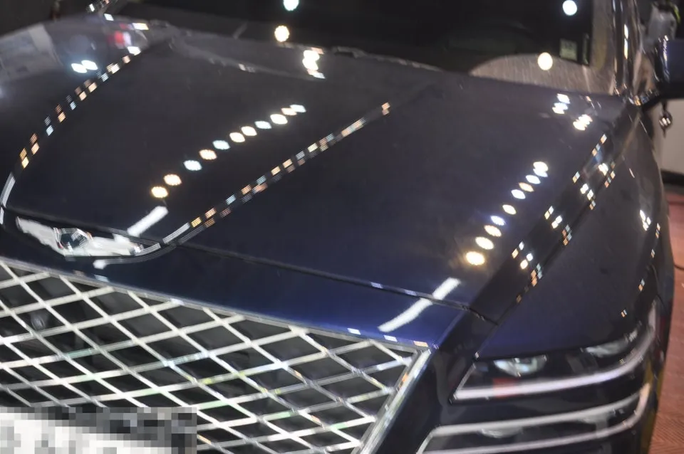 Genesis GV80のガラスコーティング事例 施工写真 4-2