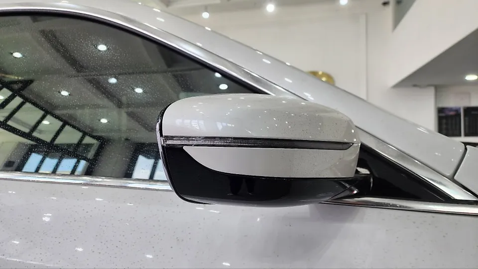 BMW 6 Series GT surround view camera - BMW 6 Series GT 360 Camera Installation Review photo 5