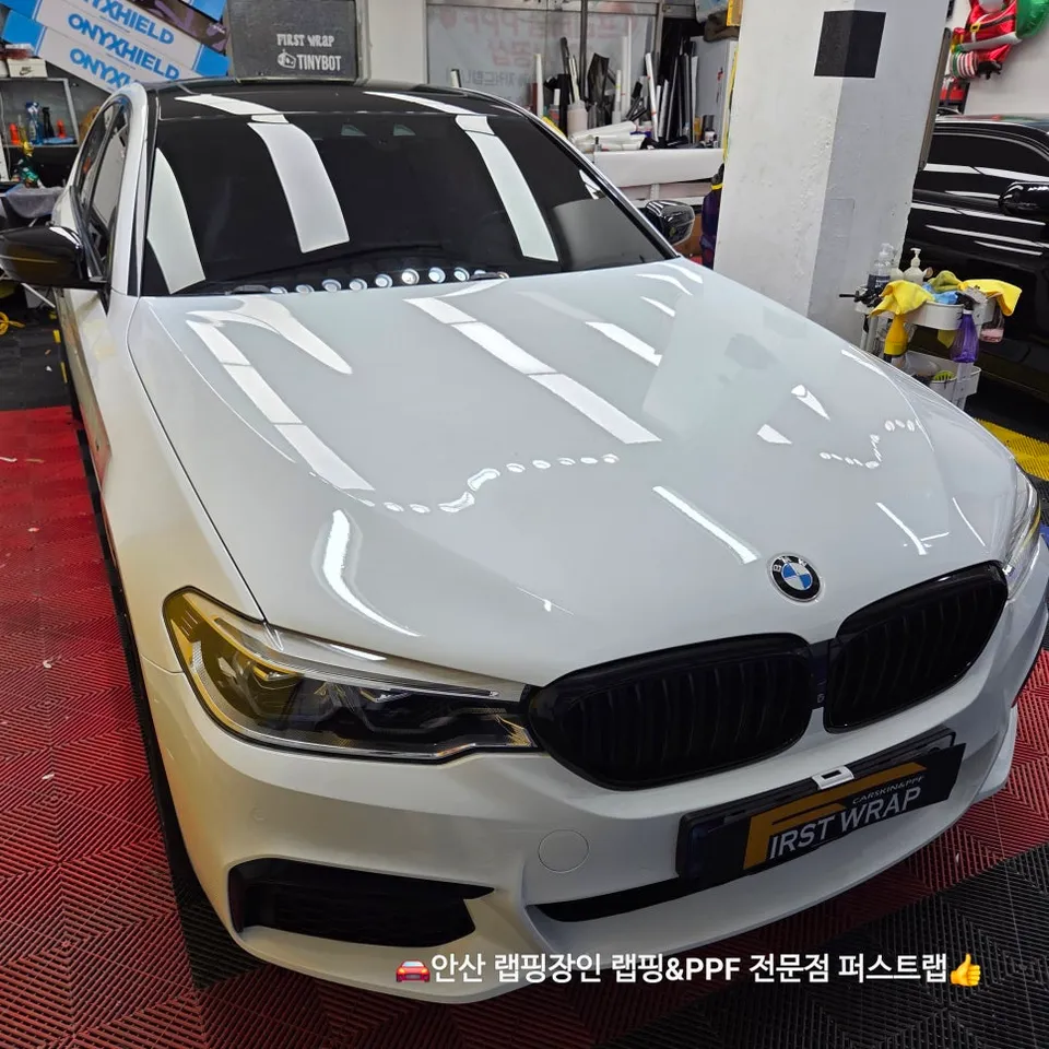 BMW 5 Series G30 vinyl wrap - BMW 5 Series G30 Vinyl Wrap Review: Cost & Results photo 3