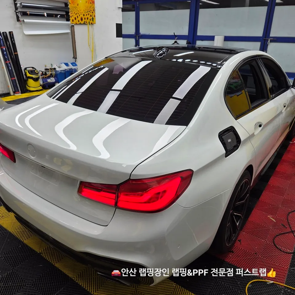 BMW 5 Series G30のカーラッピング事例 施工写真 1-3