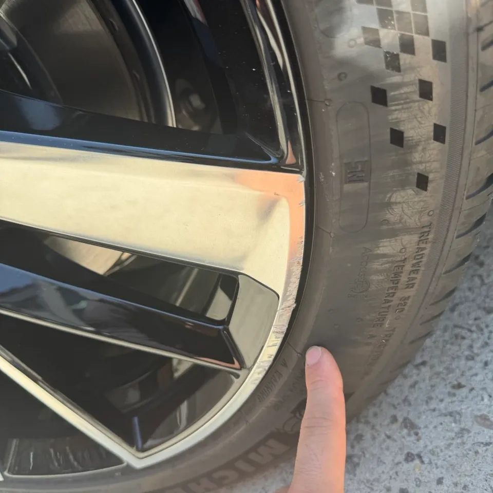 Volvo Polestar 4 wheel repair - Volvo Polestar 4 Wheel Repair Review: Flawless Restoration photo 3