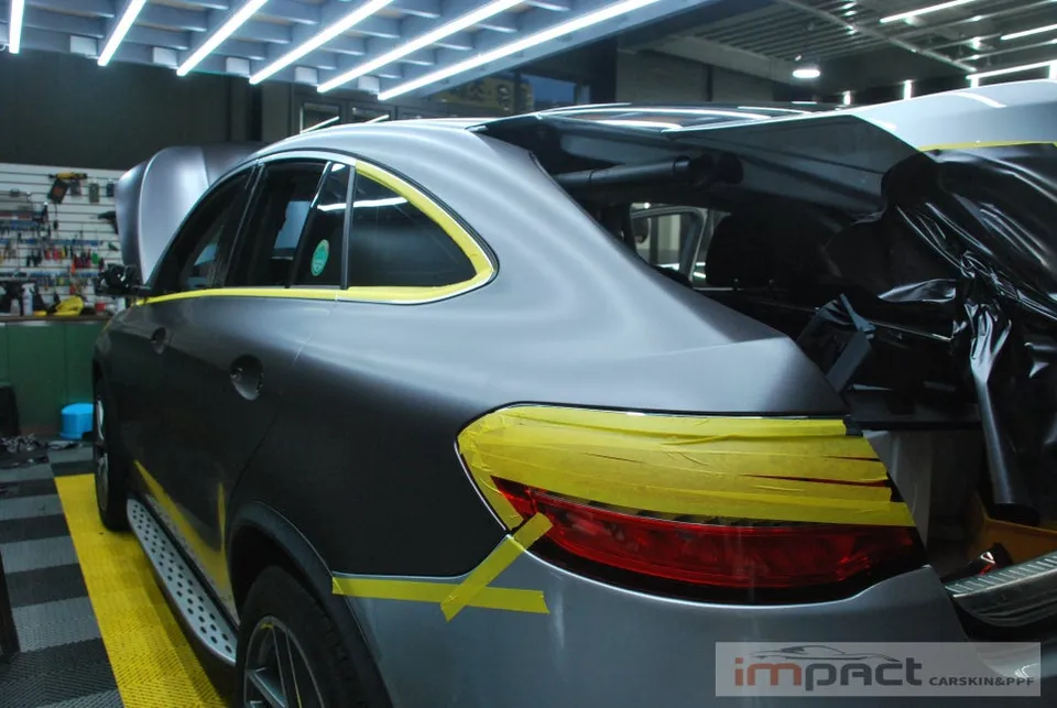 Mercedes-Benz GLEのカーラッピング事例｜費用目安・仕上がり 施工写真 2-3