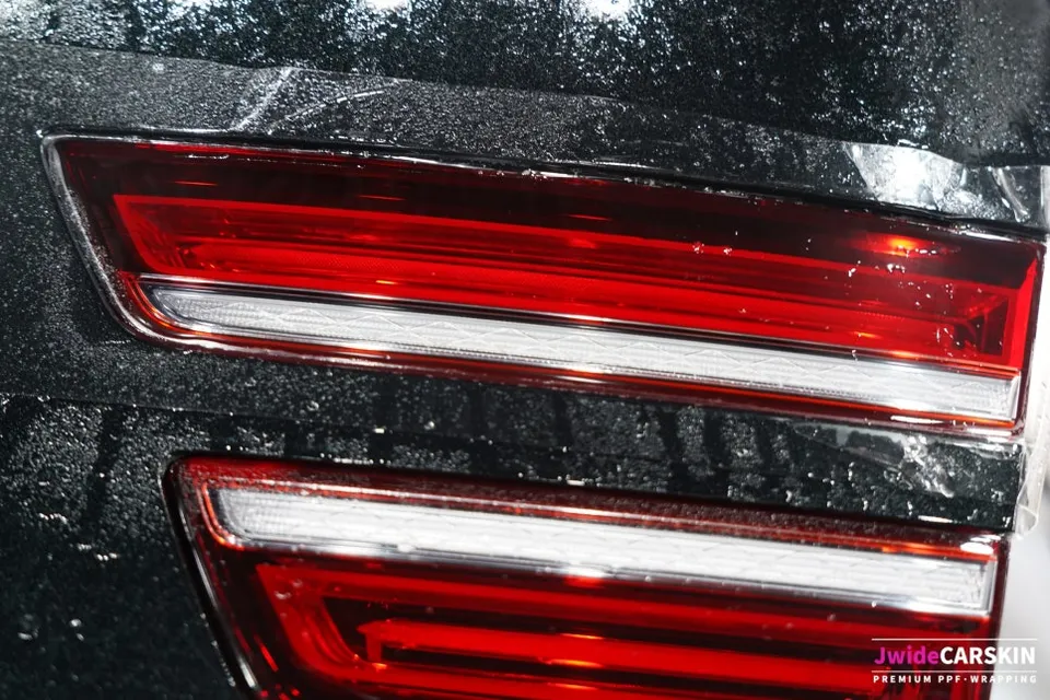 Genesis G80 PPF施工事例:費用目安と仕上がり 施工写真 3-3