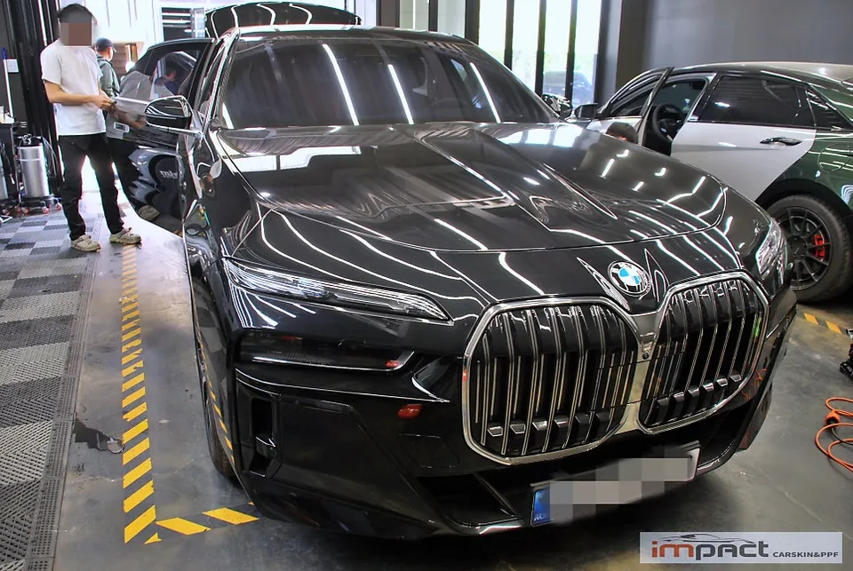 BMW i7のPPF施工事例｜費用目安と仕上がり 施工写真 2-1