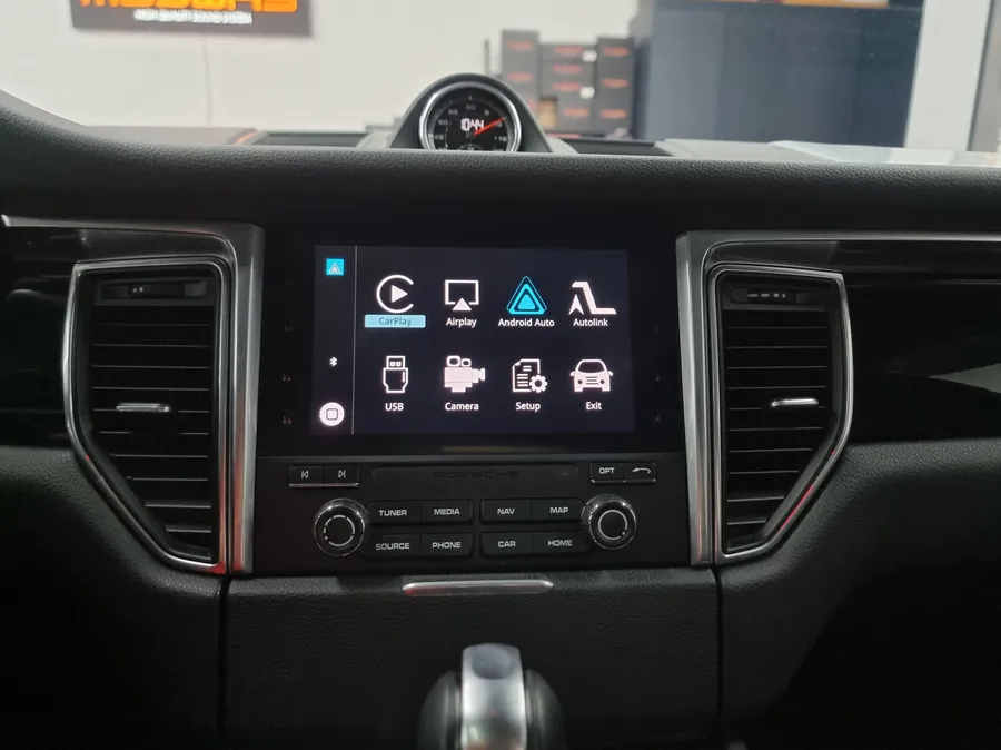 Porsche Macan Android Head Unit Review — CarPlay Upgrade After