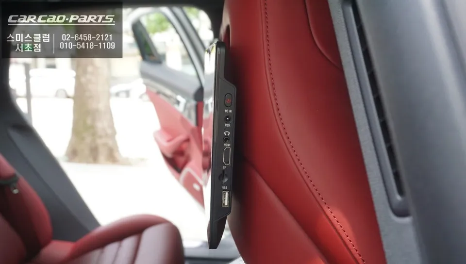 Porsche Panamera 4 oem options - Porsche Panamera Rear Monitor Installation Review photo 3