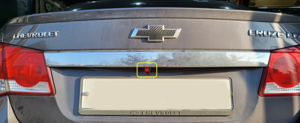 Chevrolet Cruze oem options - Chevrolet Cruze OEM Options Review: Factory Upgrade Cost photo 2