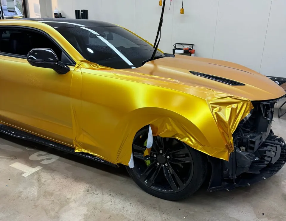 Chevrolet Camaroのカーラッピング事例 施工写真 5