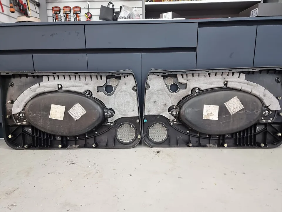 BMW MINI Cooper car audio - BMW MINI Cooper Car Audio Upgrade Review photo 3