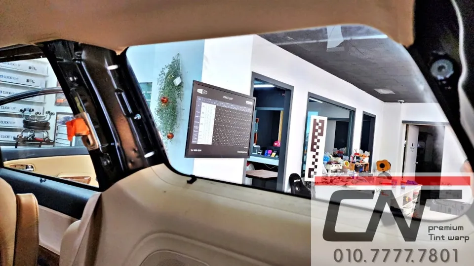 Kia Carnival Hi-Limousineのカーフィルム施工事例|費用目安・仕上がり 施工写真 2-3