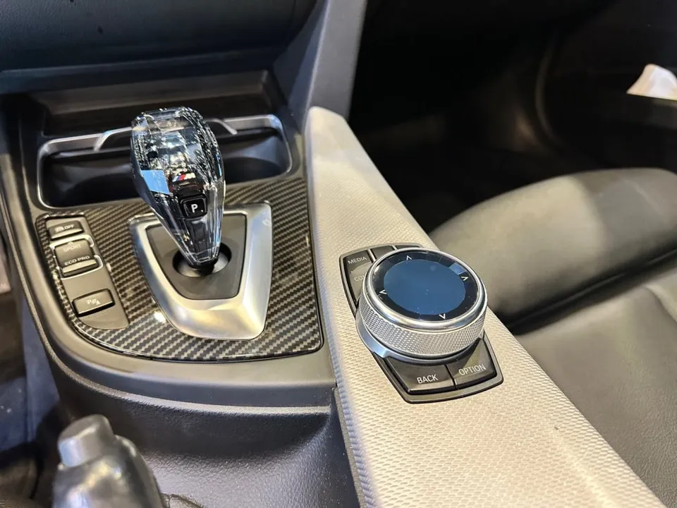 BMW 3 Series F30 steering wheel - BMW 3 Series F30 Steering Wheel Customization Review photo 5