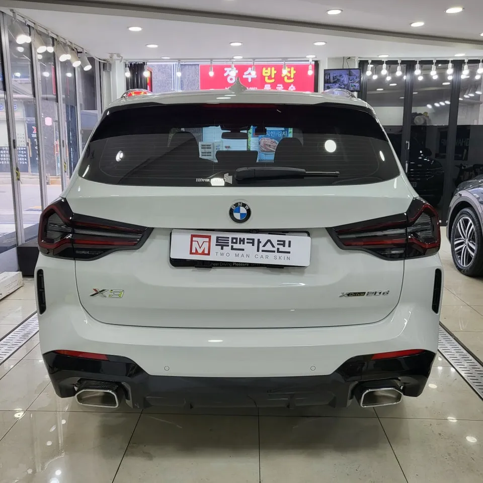 BMW X3 PPF施工事例|ライト・サイドミラー保護 施工写真 3-1