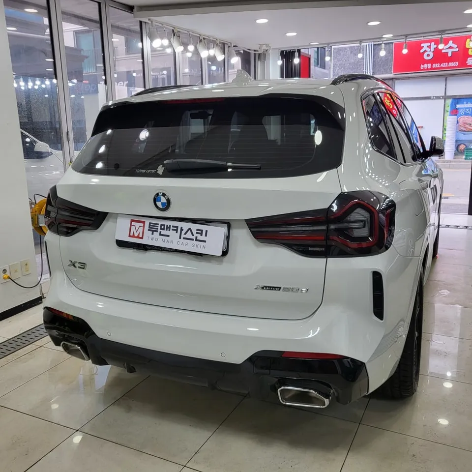 BMW X3 PPF施工事例|ライト・サイドミラー保護 施工写真 2-2