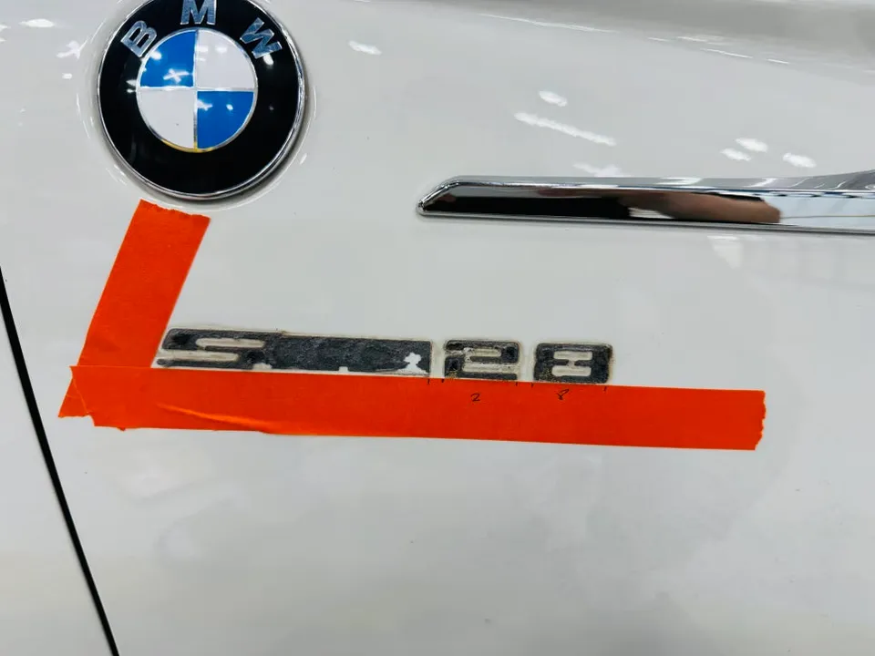 BMW Z4のカーラッピング事例|費用目安・仕上がり 施工写真 2-3